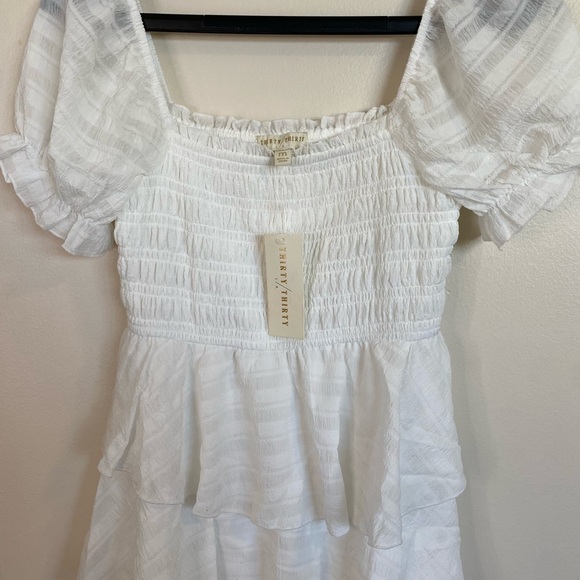 Women’s White Tiered Puff Sleeve midi Dress size medium - Picture 4 of 8